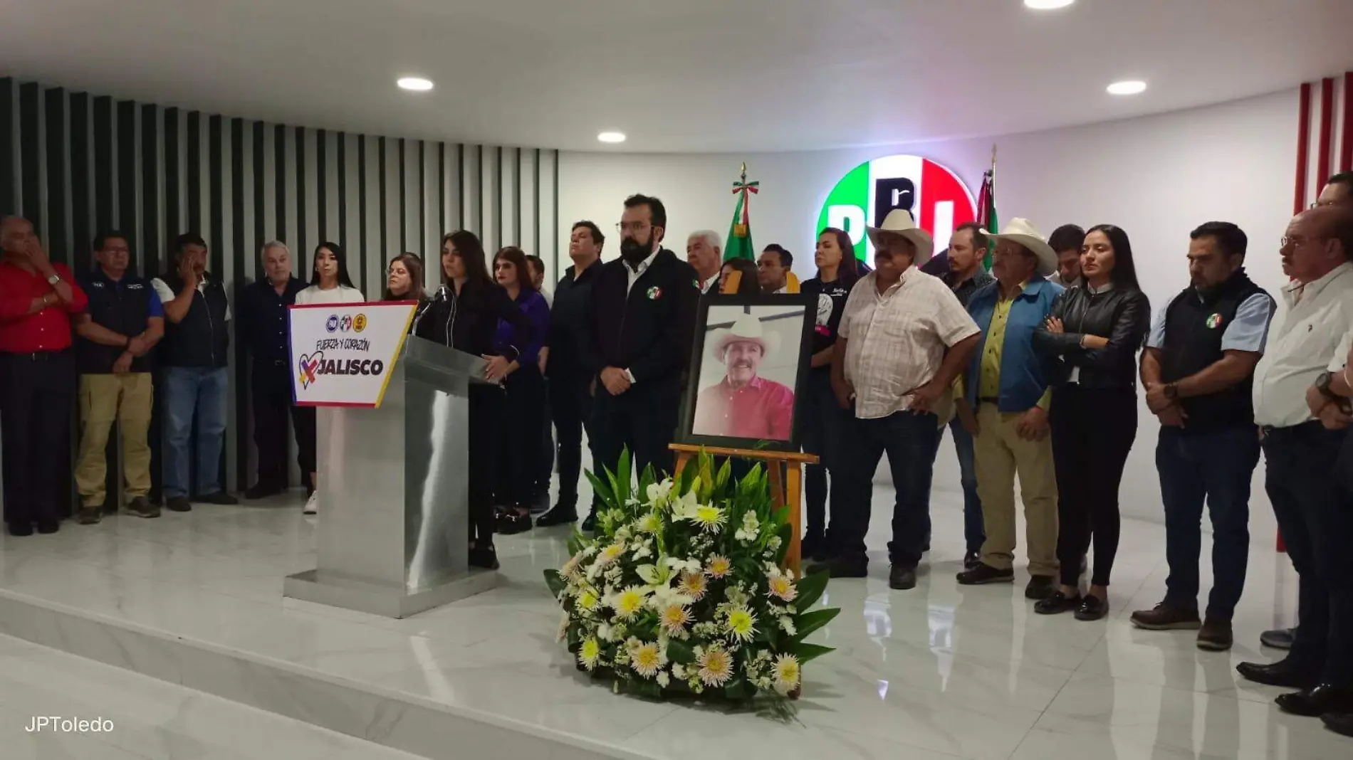 PRI Jalisco homenaje alcalde Pihuamo asesinado